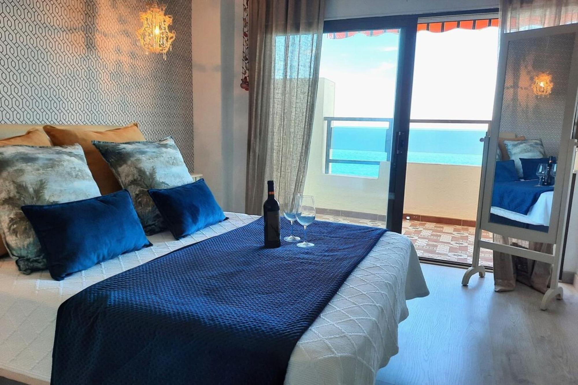 Paseo Del Rey - Fuengirola 2 Bedrooms Oceanfront Apartment 외부 사진